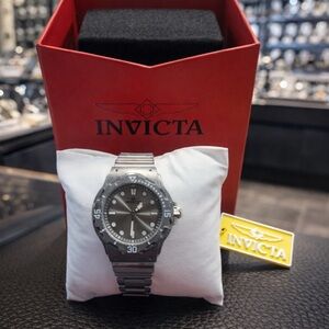 Invicta Women’s Gray and Silver Watch